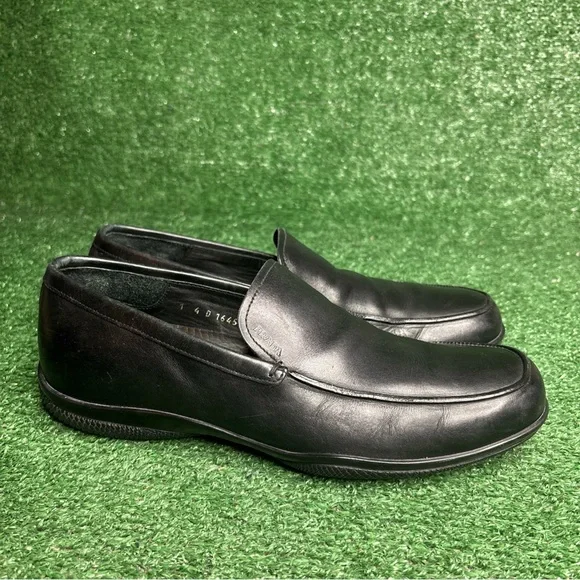Prada | Shoes | Prada Mens Black Leather Loafers Drivers  display picture 2